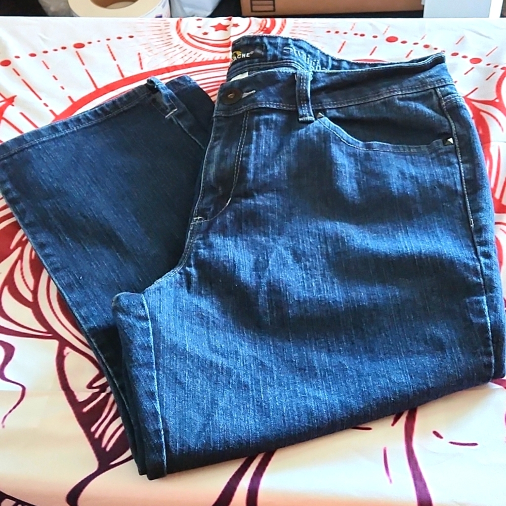 Jordache Cropped *Sz 14*Jeans worn 1 time. *Excellent Condition* Med Rise - Picture 5 of 10